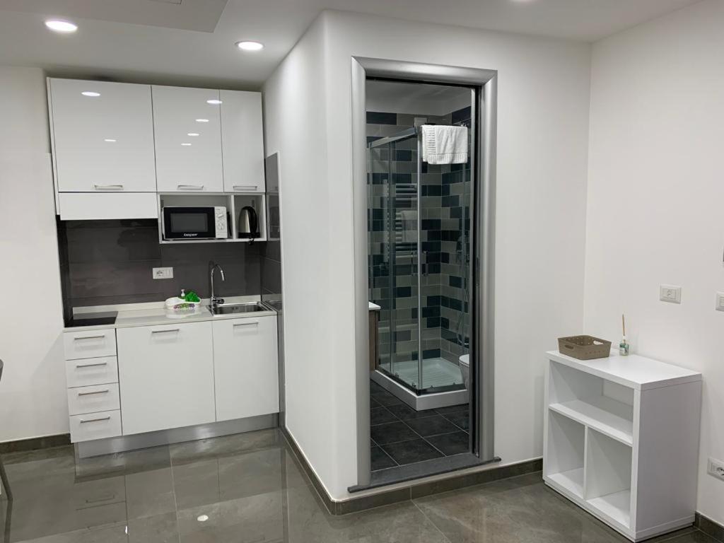 Mondo Suites Apartments Napoli Bagian luar foto